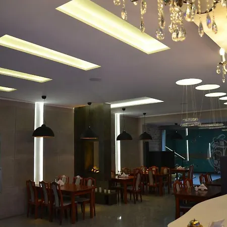 Hotel Julian 3*